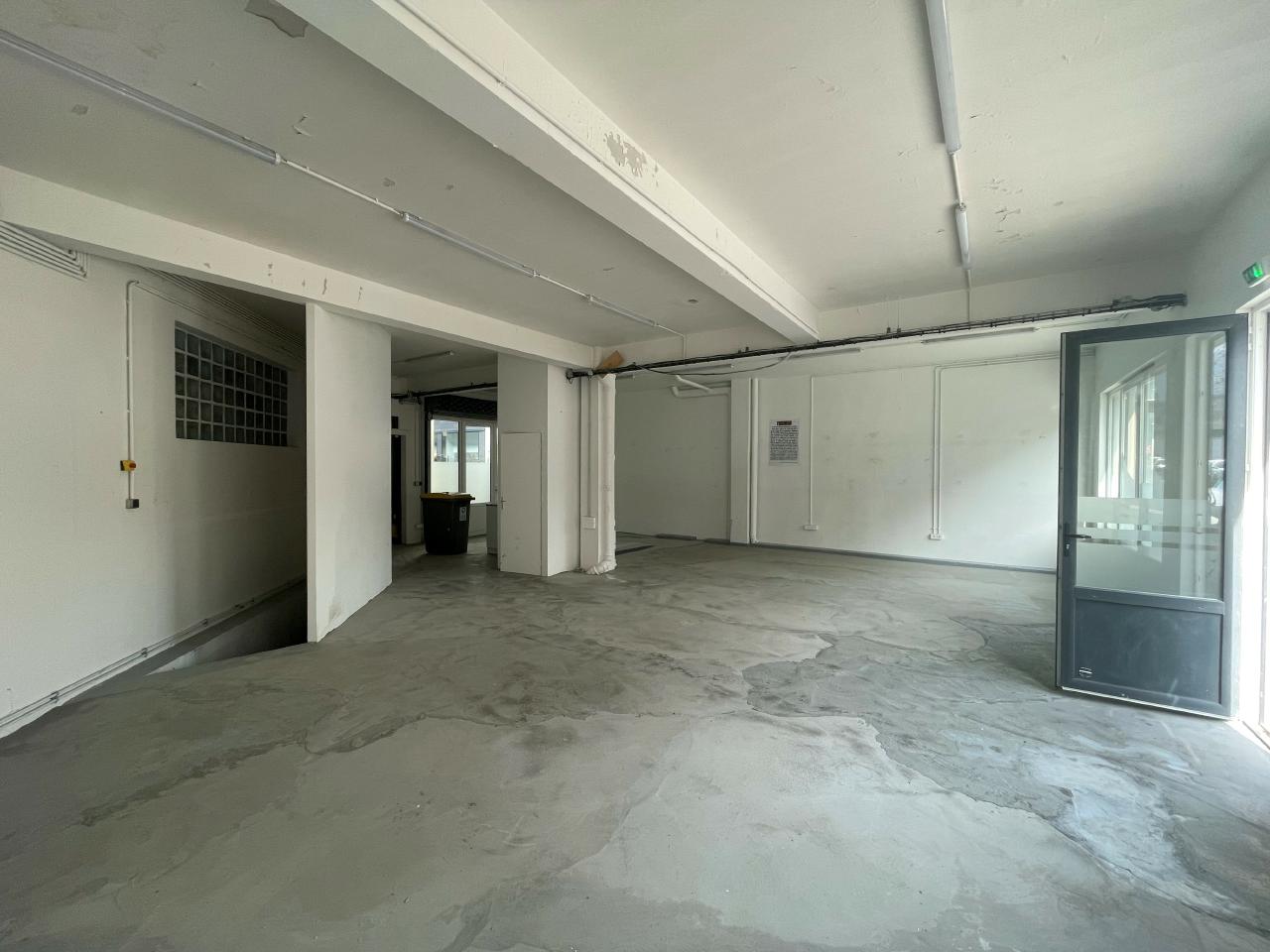 Local d'activité Issy-les-Moulineaux 123m² Location local d'activité Issy-les-Moulineaux Hauts-de-Seine OLACT2421542 3